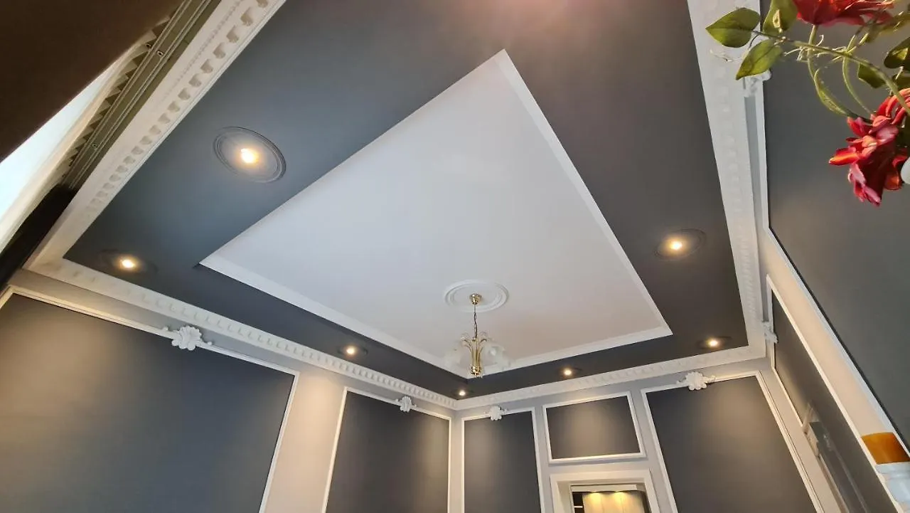 Classy Apartment At European Quarter Brussel
